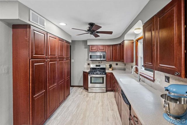 1202 Belleville Street, Lebanon, IL 62254