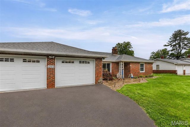 1202 Belleville Street, Lebanon, IL 62254