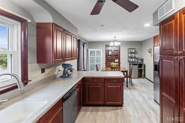 1202 Belleville Street, Lebanon, IL 62254