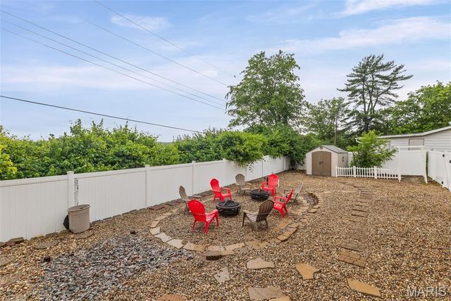 1202 Belleville Street, Lebanon, IL 62254