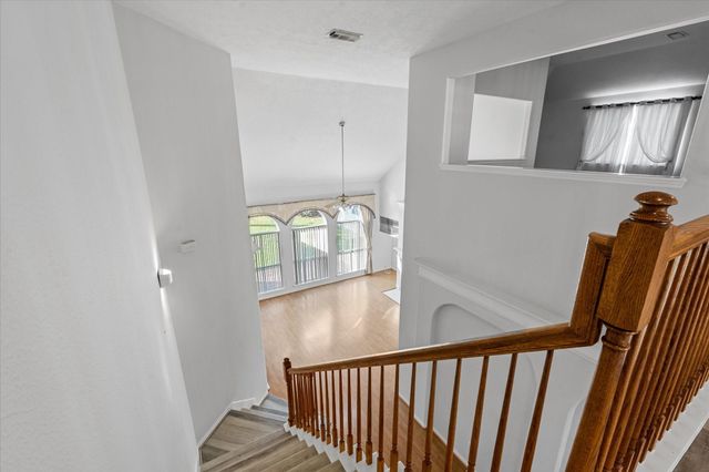 3914 Clarestone Drive, Pearland, TX 77584