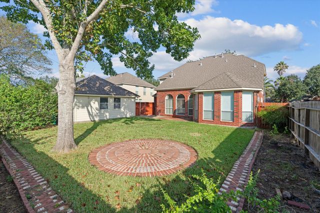 3914 Clarestone Drive, Pearland, TX 77584