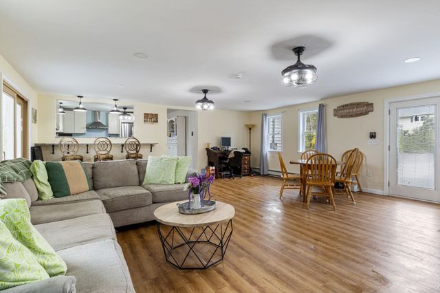 2 Marblehead Road, Windham, NH 03087