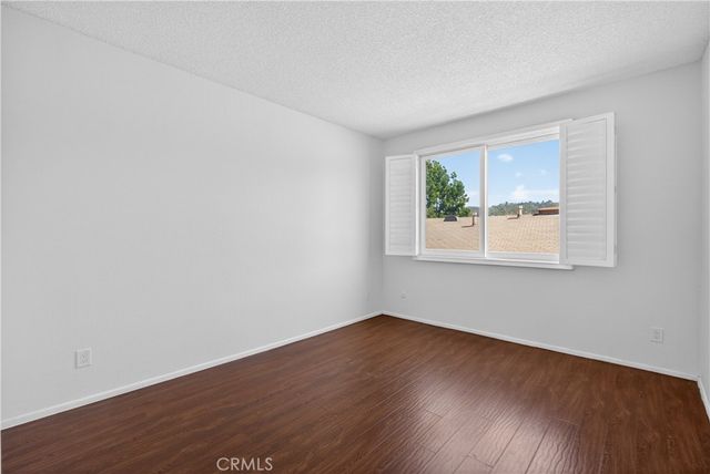 4441 Woodman Avenue 204, Sherman Oaks, CA 91423