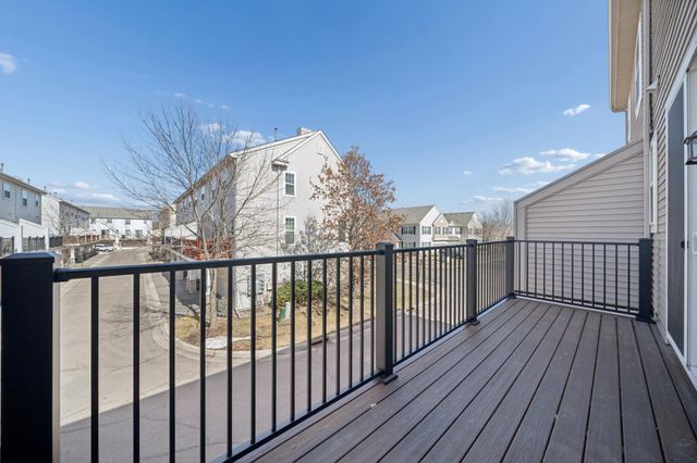 2062 Wellens Street 84, Chaska, MN 55318