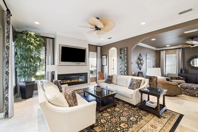 1464 Baytowne Avenue, Miramar Beach, FL 32550