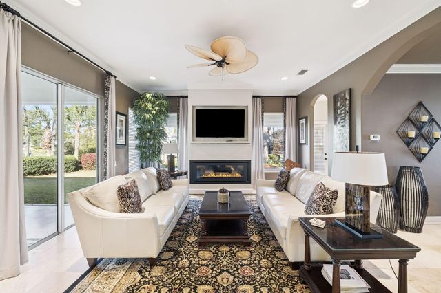 1464 Baytowne Avenue, Miramar Beach, FL 32550