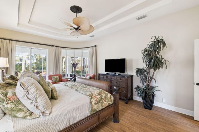 1464 Baytowne Avenue, Miramar Beach, FL 32550