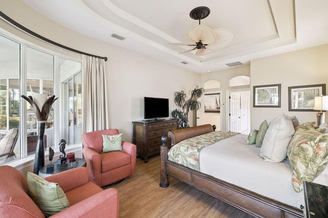 1464 Baytowne Avenue, Miramar Beach, FL 32550