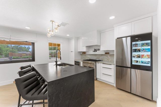 706 Kenilworth BLVD, San Antonio, TX 78209