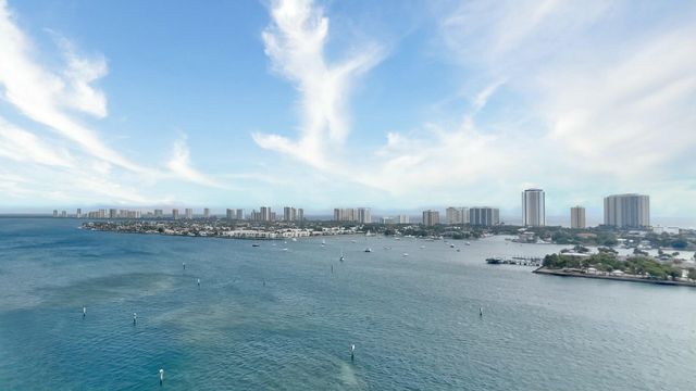 2640 Lake Shore Drive 1710, Riviera Beach, FL 33404