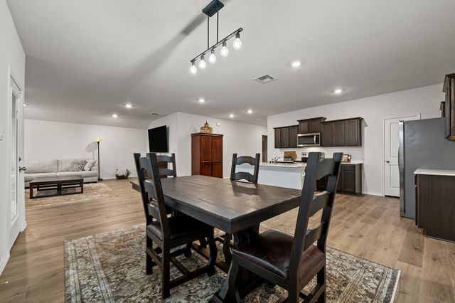 943 Buttercup Drive, Pilot Point, TX 76258