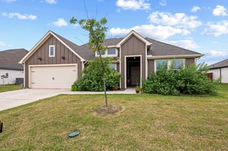 943 Buttercup Drive, Pilot Point, TX 76258