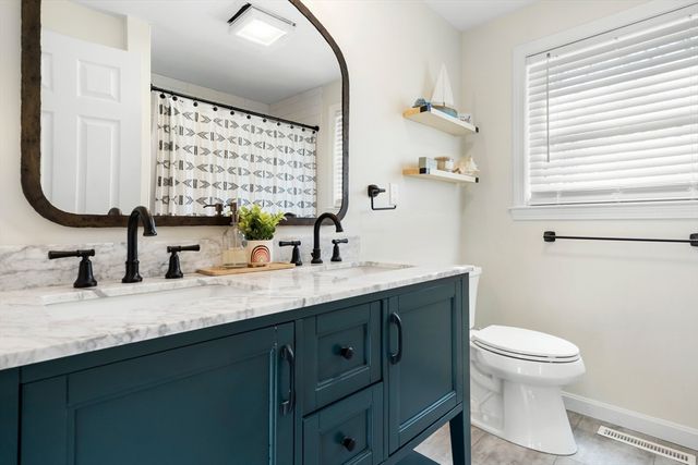 11 Pershing Drive, Falmouth, MA 02536