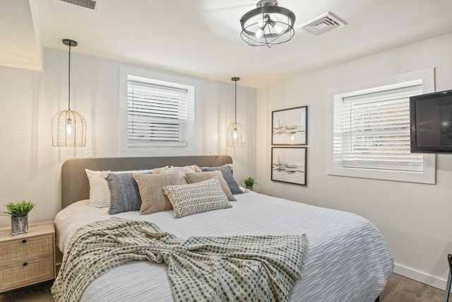 11 Pershing Drive, Falmouth, MA 02536