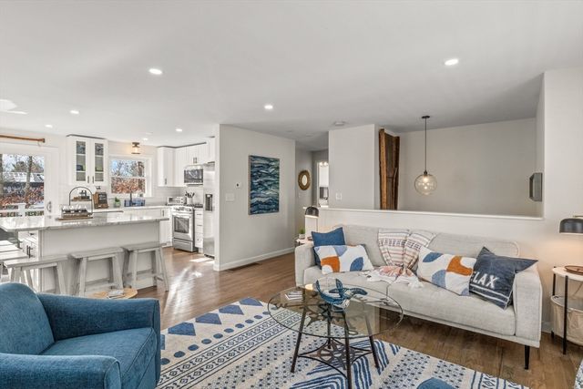 11 Pershing Drive, Falmouth, MA 02536