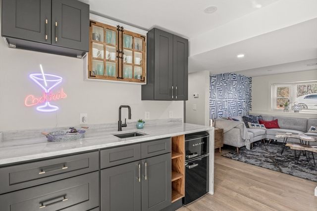 11 Pershing Drive, Falmouth, MA 02536