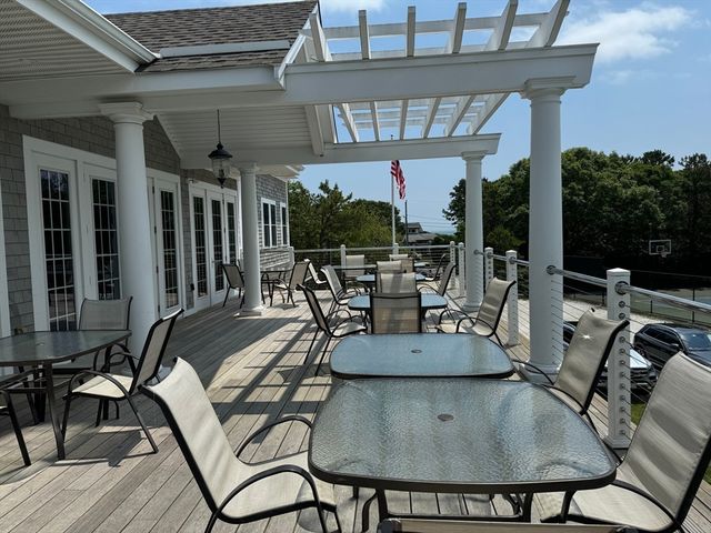 11 Pershing Drive, Falmouth, MA 02536