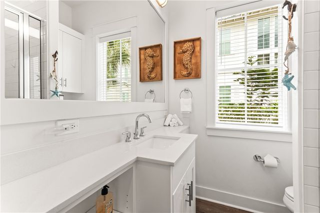 214 Sunset Ave 5, Port Aransas, TX 78373