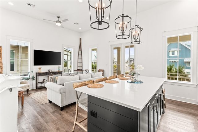 214 Sunset Ave 5, Port Aransas, TX 78373