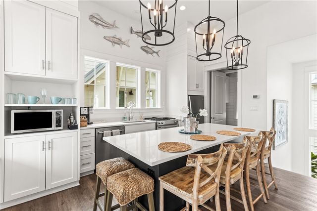 214 Sunset Ave 5, Port Aransas, TX 78373