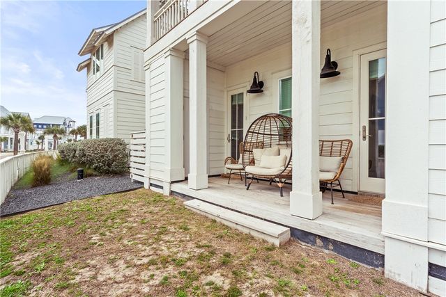 214 Sunset Ave 5, Port Aransas, TX 78373