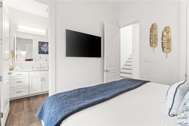 214 Sunset Ave 5, Port Aransas, TX 78373