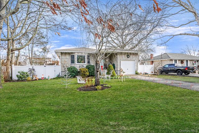 275 N Titmus Drive, Mastic, NY 11950