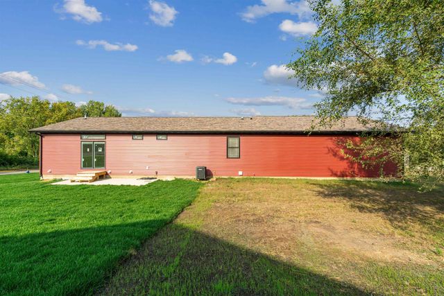 108 Ogden Avenue, Waterloo, IA 50707