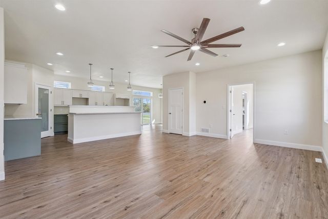 108 Ogden Avenue, Waterloo, IA 50707