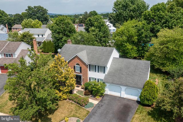 111 STATES AVE, Sinking Spring, PA 19608