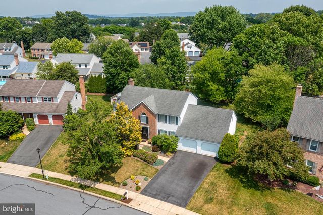 111 STATES AVE, Sinking Spring, PA 19608
