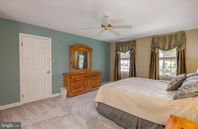 111 STATES AVE, Sinking Spring, PA 19608