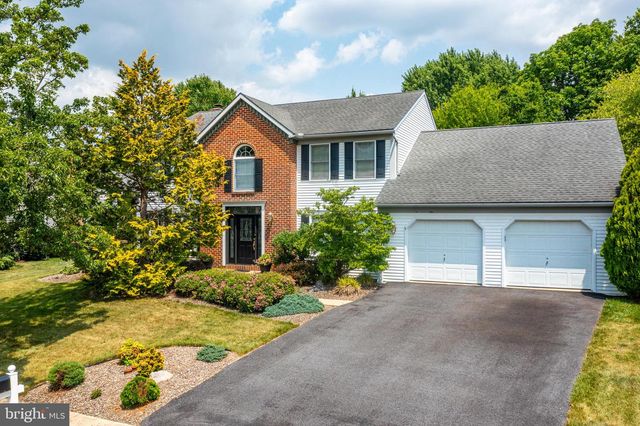 111 STATES AVE, Sinking Spring, PA 19608