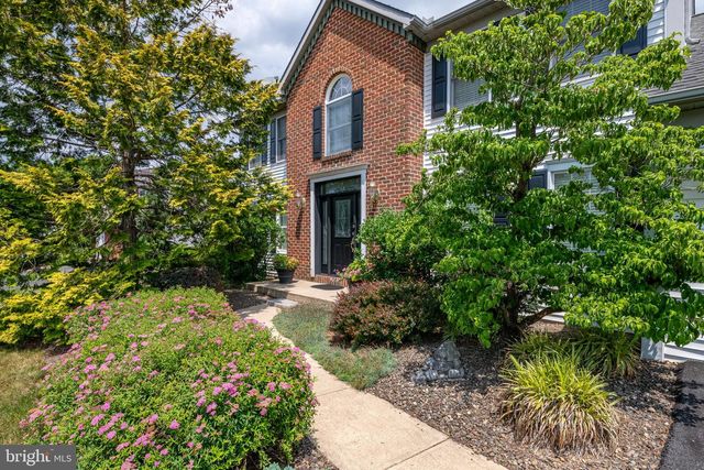 111 STATES AVE, Sinking Spring, PA 19608