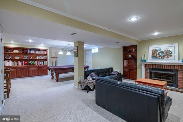 111 STATES AVE, Sinking Spring, PA 19608