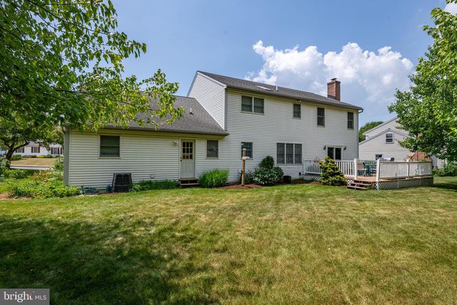 111 STATES AVE, Sinking Spring, PA 19608