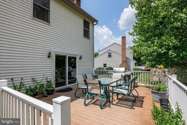111 STATES AVE, Sinking Spring, PA 19608