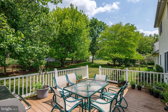 111 STATES AVE, Sinking Spring, PA 19608
