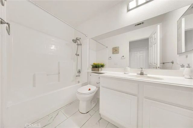 1542 El Paso, Norco, CA 92860