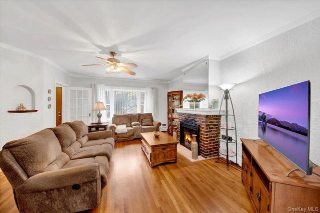 2529 Westervelt Avenue, Bronx, NY 10469