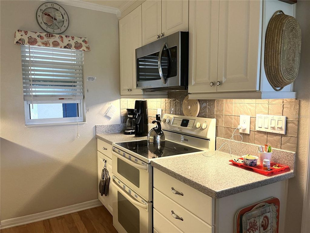 Image 16 of property listing at 2700 N PENINSULA AVENUE 113, New Smyrna Beach, FL 32169