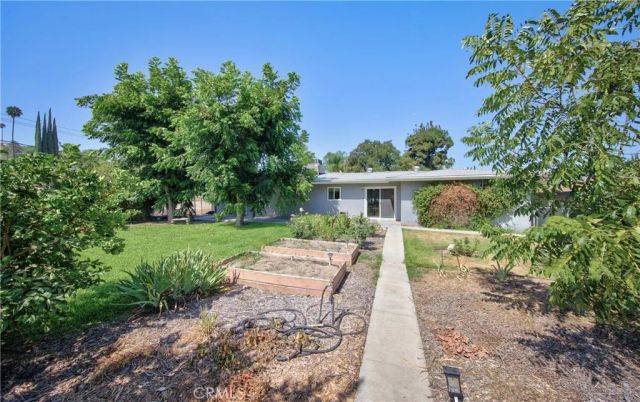 11375 Iris Avenue, Loma Linda, CA 92354
