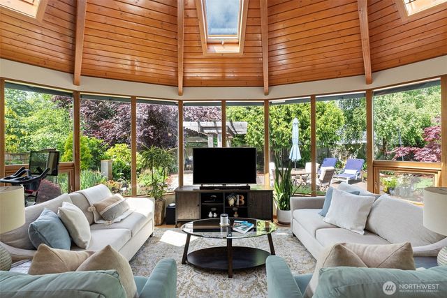 1205 136 Street NW, Gig Harbor, WA 98332