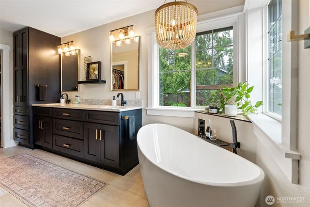 1205 136 Street NW, Gig Harbor, WA 98332