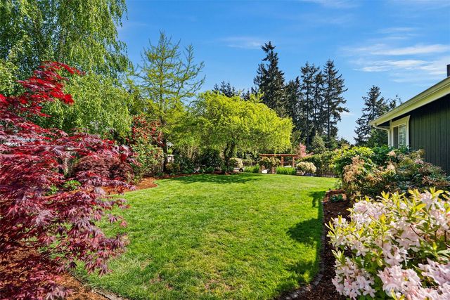 1205 136 Street NW, Gig Harbor, WA 98332