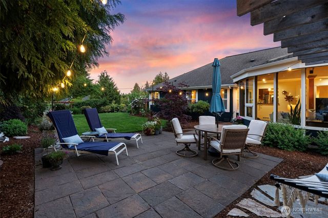 1205 136 Street NW, Gig Harbor, WA 98332