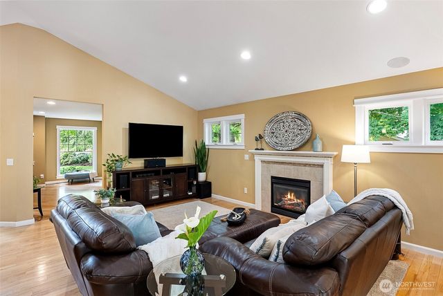 1205 136 Street NW, Gig Harbor, WA 98332