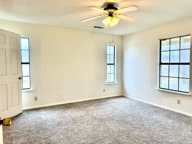 15430 S Main, Lytle, TX 78052