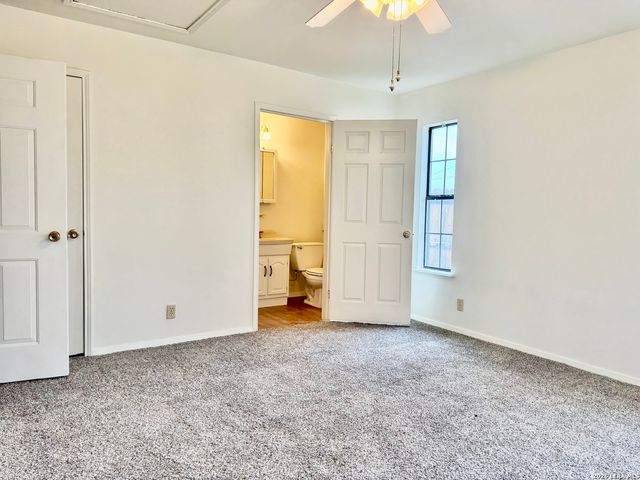 15430 S Main, Lytle, TX 78052